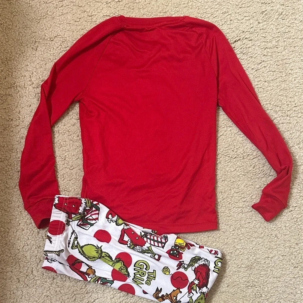 Kids Holiday Pajama Bundle - Size 8 (2 Full Sets) Gingerbread & Grinch Themes!